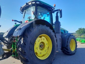 Tractor agricola John Deere 8370R - 1
