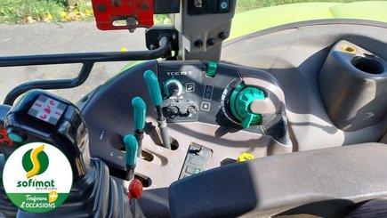 Tractor agricola Claas ARES556RZ - 17
