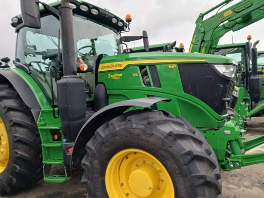 Tractor agricola John Deere 6R175 - 1