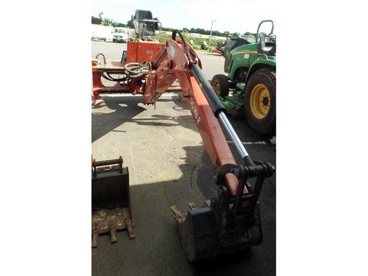 Excavadora Daniele & Giraudo DG300R - 1