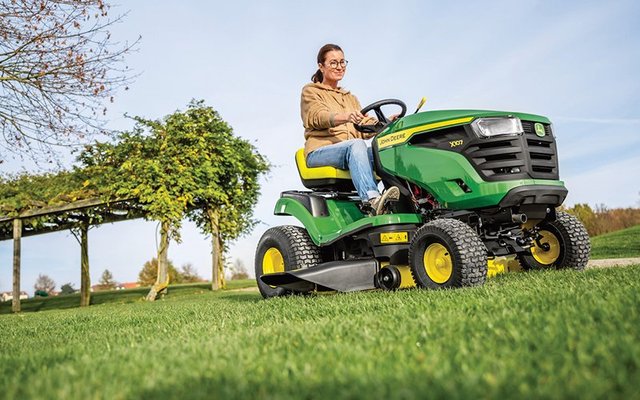 TONDEUSE AUTOPORTEE - AUTOPORTEE EJECT LAT - TRACTEUR TONDEUSE JOHN DEERE X107