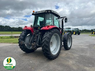 Tractor agricola Massey Ferguson 5611 - 3