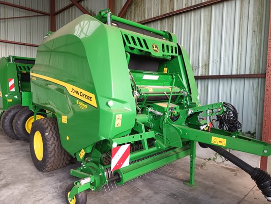 Rotoempacadoras John Deere V461R - 1