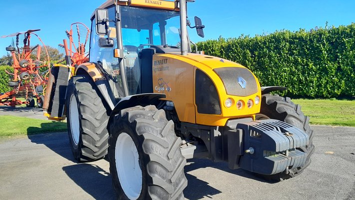 Tractor agricola Renault ERGOS446 - 1