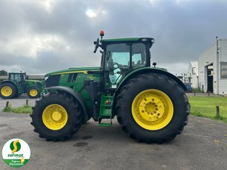 Tractor agricola John Deere 6R215 - 6