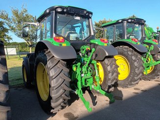 Tractor agricola John Deere 6100M - 1