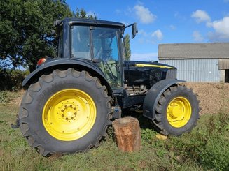 Tractor agricola John Deere 6620 - 1