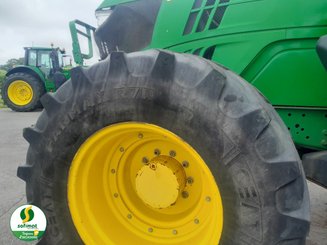 Tractor agricola John Deere 6210R - 6