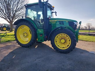 Tractor agricola John Deere 6R130 - 1