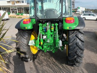 Tractor agricola John Deere 5105M - 2