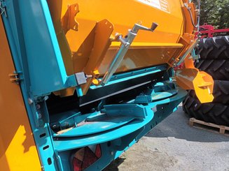 Remolques esparcidores Rolland RF5517 - 2