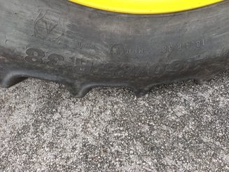 Tractor agricola John Deere 6120M - 6