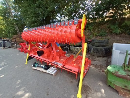 Grada rotativa Kuhn HR3004D - 1