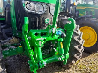 Tractor agricola John Deere 6120M - 1
