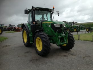 Tractor agricola John Deere 6120R - 1