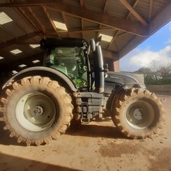 Tractor agricola Valtra S 324  - 2
