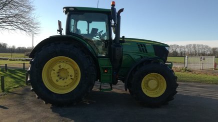 Tractor agricola John Deere 6215R - 2