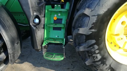 Tractor agricola John Deere 6215R - 4