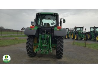 Tractor agricola John Deere 6110M - 3