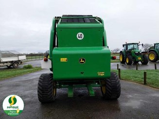 Rotoempacadoras John Deere 864 - 3
