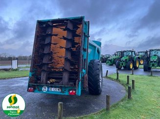 Remolques esparcidores Rolland RT195 - 2