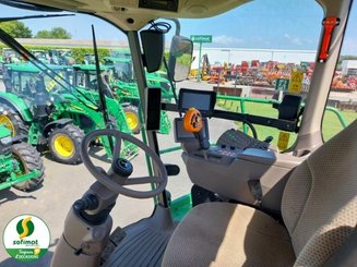 Picadoras autopropulsadas John Deere 8300 - 6