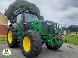 Tractor agricola John Deere 6210R - 12