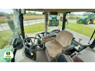 Tractor agricola John Deere 5100M - 5
