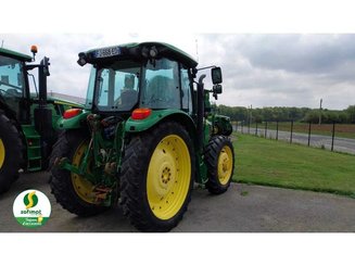 Tractor agricola John Deere 5100M - 2