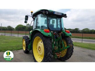Tractor agricola John Deere 5100M - 3