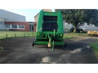 Rotoempacadoras John Deere 864 - 3