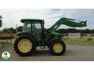 Tractor agricola John Deere 5090R - 17