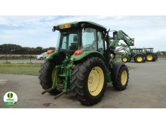 Tractor agricola John Deere 5090R - 18