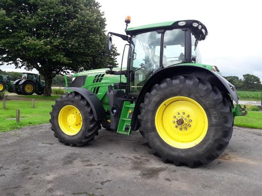 Tractor agricola John Deere 6155R - 1