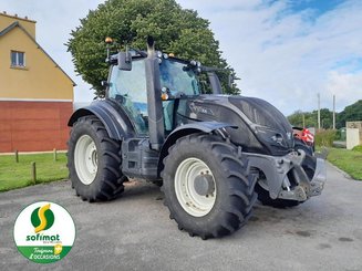 Tractor agricola Valtra T154 - 1