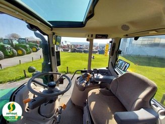 Tractor agricola John Deere 6110M - 7