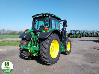 Tractor agricola John Deere 6110M - 2