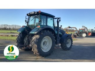 Tractor agricola Valtra T163 - 1