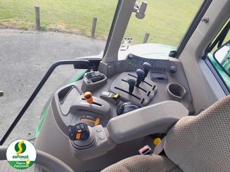 Tractor agricola John Deere 6120M - 9