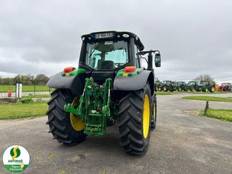 Tractor agricola John Deere 6120M - 3