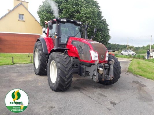 Tractor agricola Valtra T183 - 1