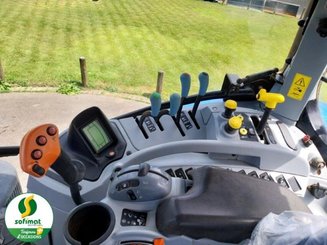 Tractor agricola New Holland T7235 - 6