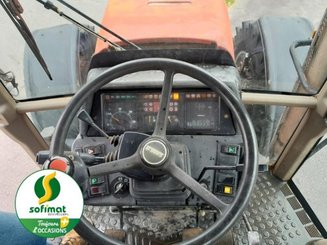 Tractor agricola Case IH CVX120 - 10