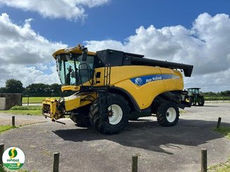 Cosechadoras New Holland CX8080 - 1